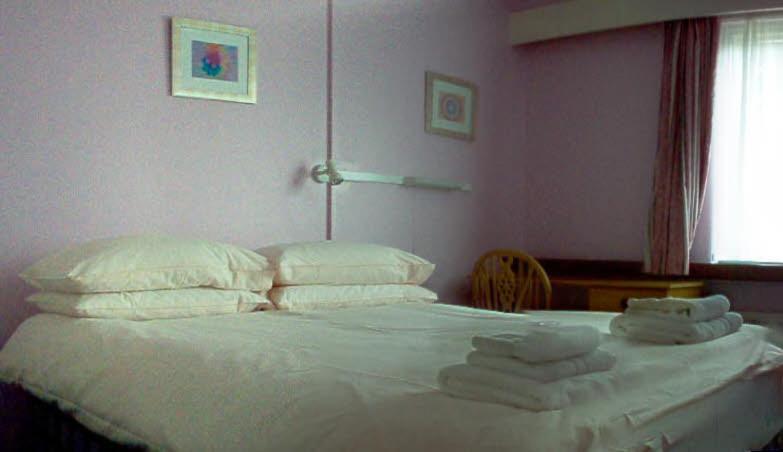 Tekels Park Guest House Camberley Pokoj fotografie
