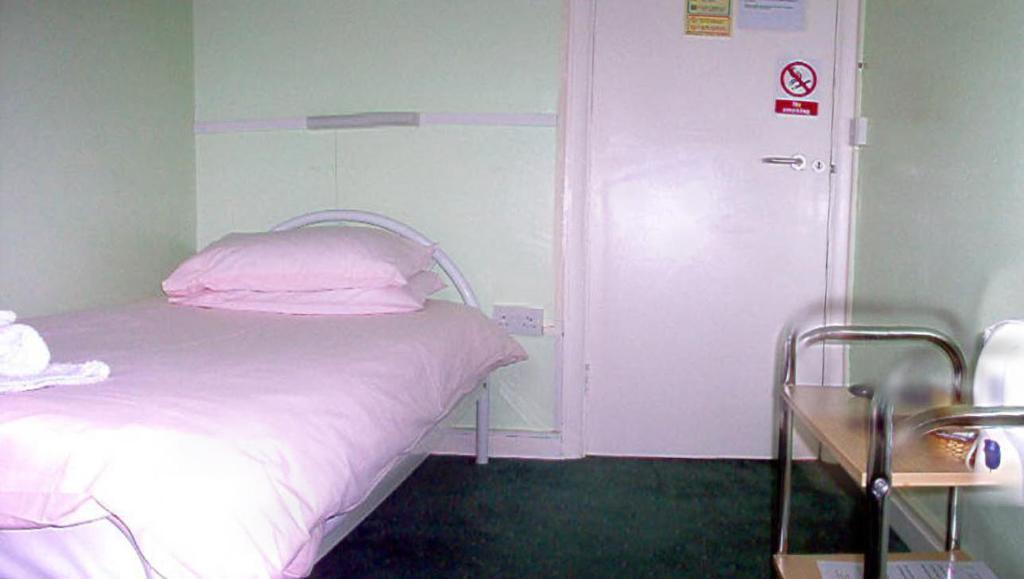 Tekels Park Guest House Camberley Pokoj fotografie